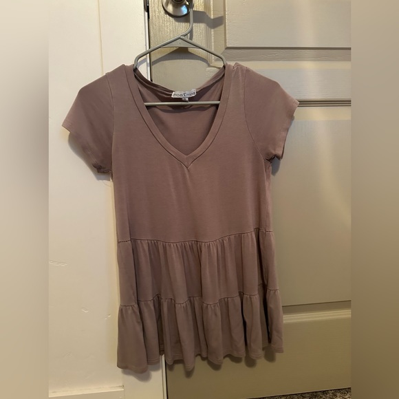 Dry Goods Deep V Top - Picture 1 of 2